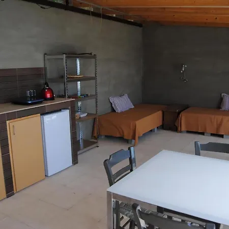 Holiday home In Tiros Mit Garten, Grill Und Terrasse